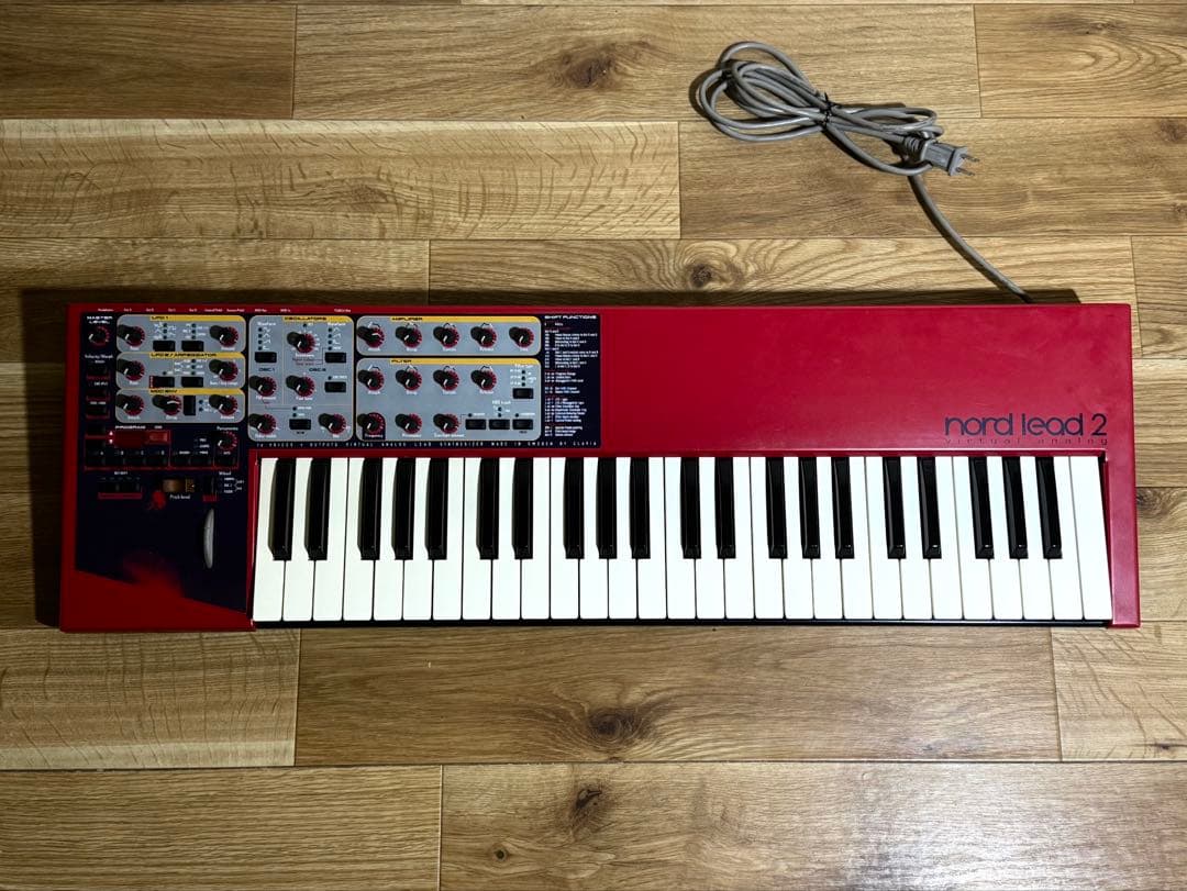 Clavia Nord Lead 2 バーチャル・アナログ・シンセサイザー