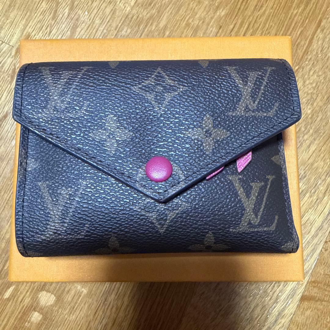 LOUIS VUITTON ヴィクトリーヌ 財布
