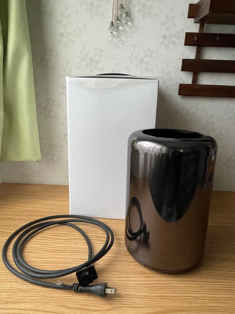 【中古】Apple Mac Pro 2013 3.0GHz 10コア64G