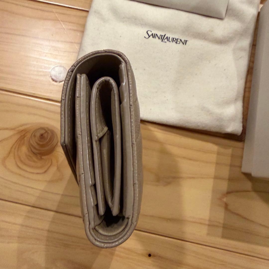 SAINT LAURENT ダークベージュ 折り財布