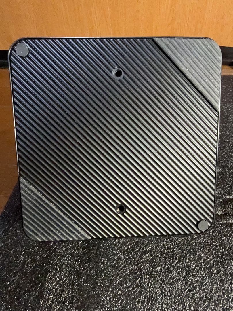 ミニPC MINISFORUM UM690 (Ryzen 9 6900HX)