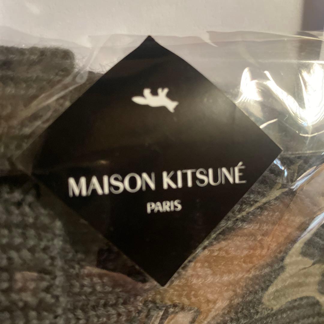 【MAISON KITSUNE】黒ニット帽(ロゴマーク黒)&靴下セット⭐︎即発送